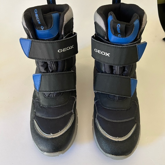Boys Geox waterproof snow boots -worn twice - Picture 2 of 13